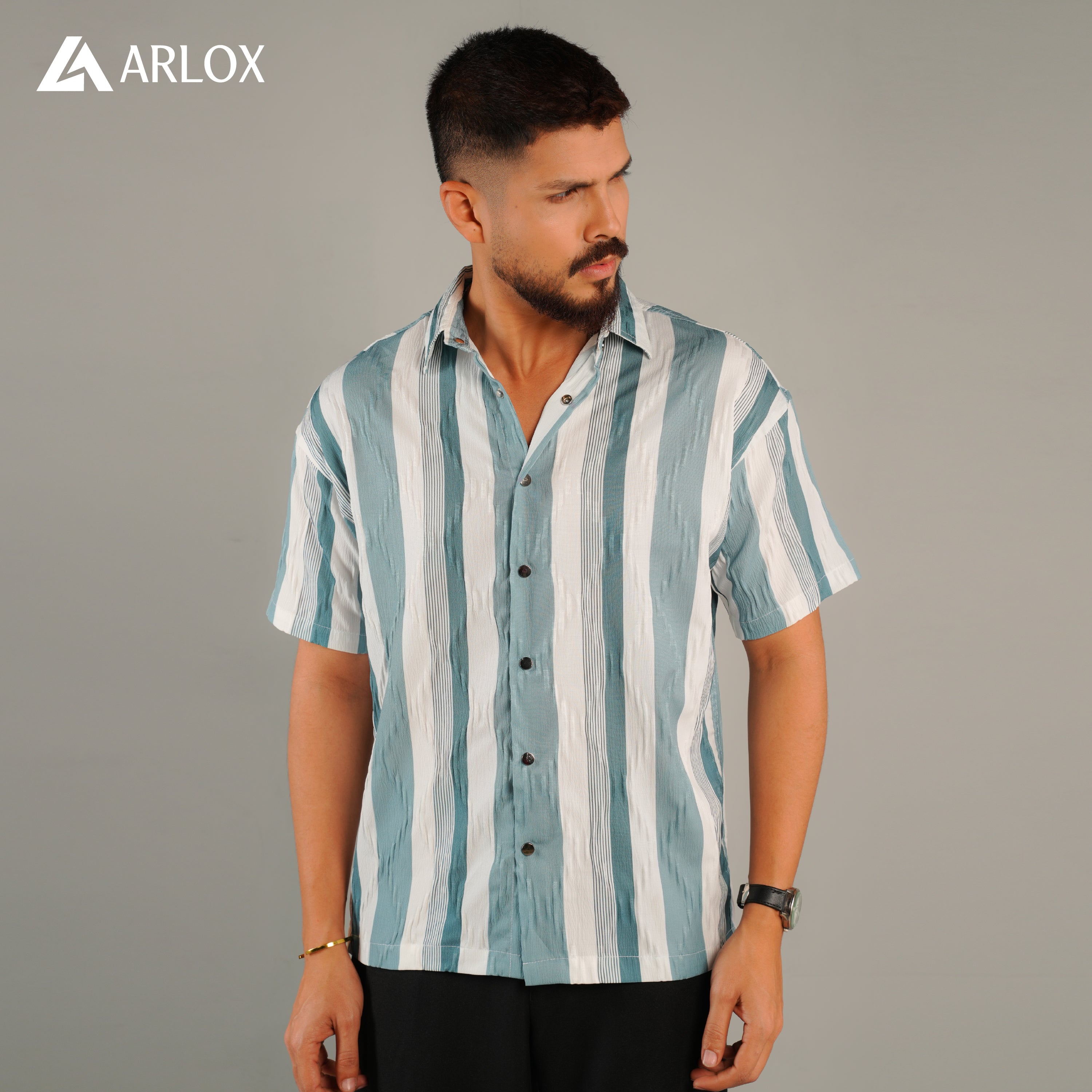 Chinese Soft Popcorn Fabrics Half Shirt - Stone Blue.